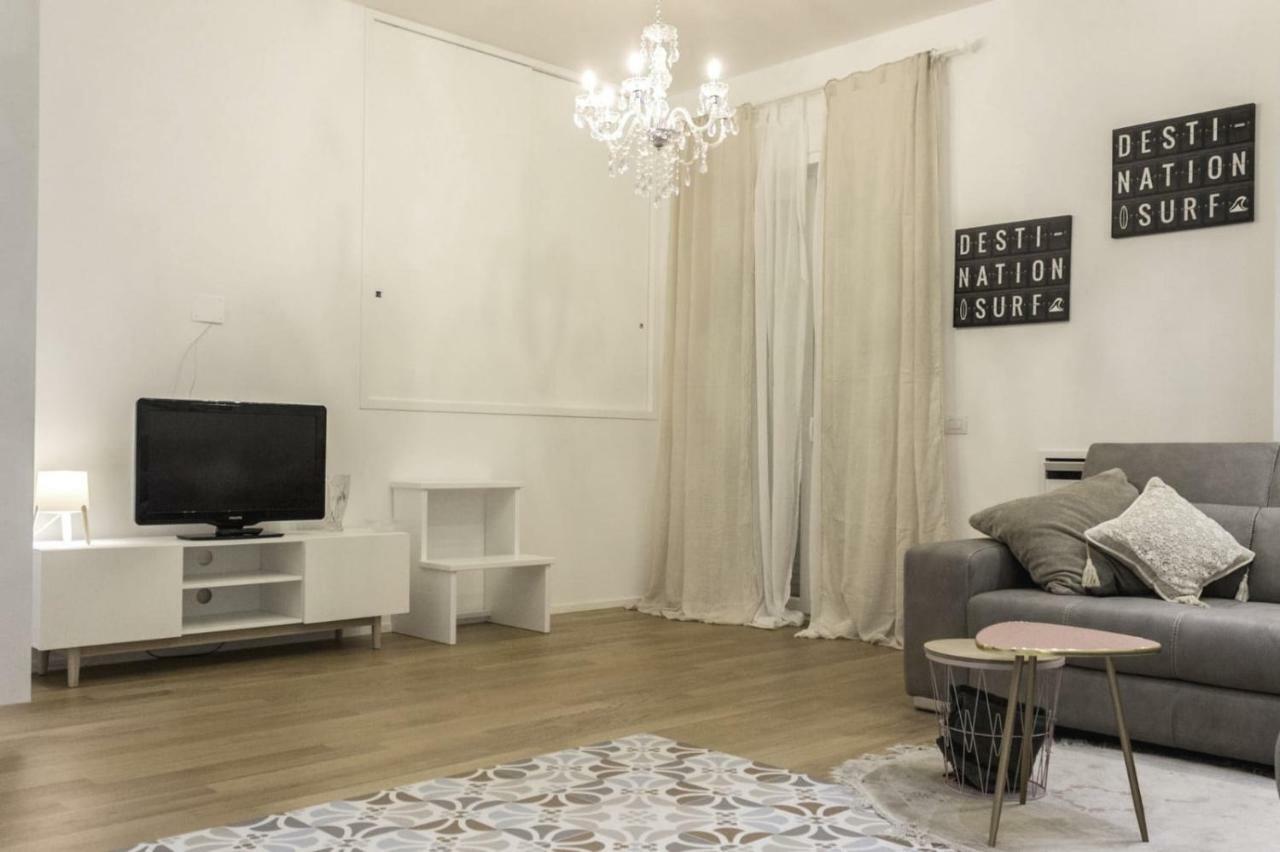 L'ULIVO - home suite Bari Extérieur photo